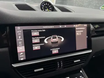 PORSCHE Cayenne Coupe E-Hybrid SPORT-DESIGN volan alcantara