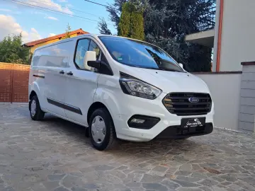FORD CUSTOM VAN TREND L2H1 FWD