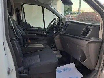 FORD CUSTOM VAN TREND L2H1 FWD