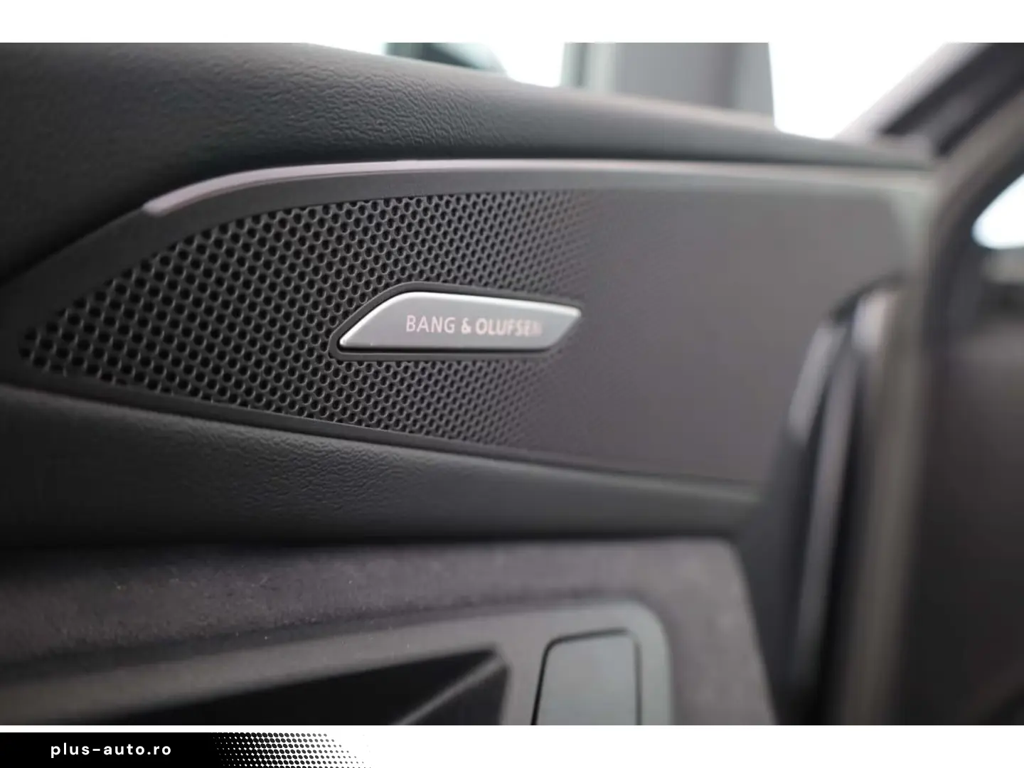 Audi SQ6 e-tron B&O HUD LED