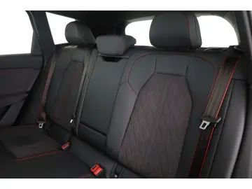 Audi SQ6 e-tron B&O HUD LED