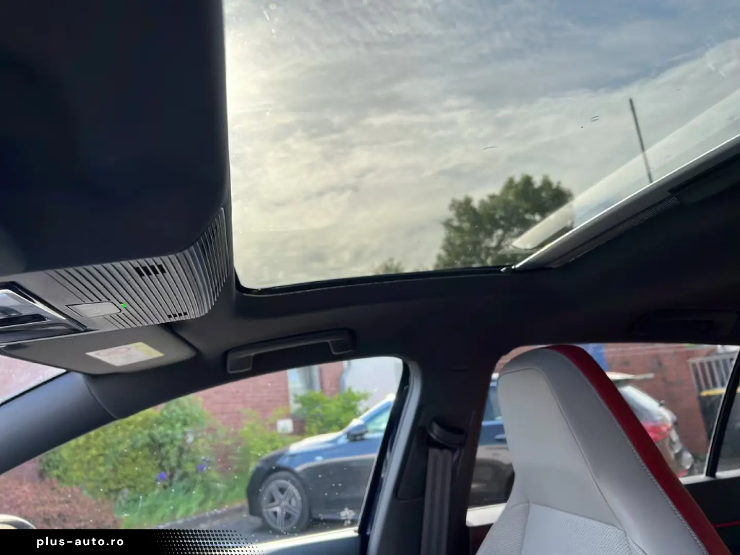 Volkswagen Golf VIII 2.0 TSI GTI Clubsport PANO Akrapovic