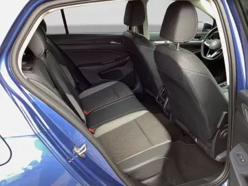 Volkswagen Golf 1.5 eTSI DSG GOAL KAMERA