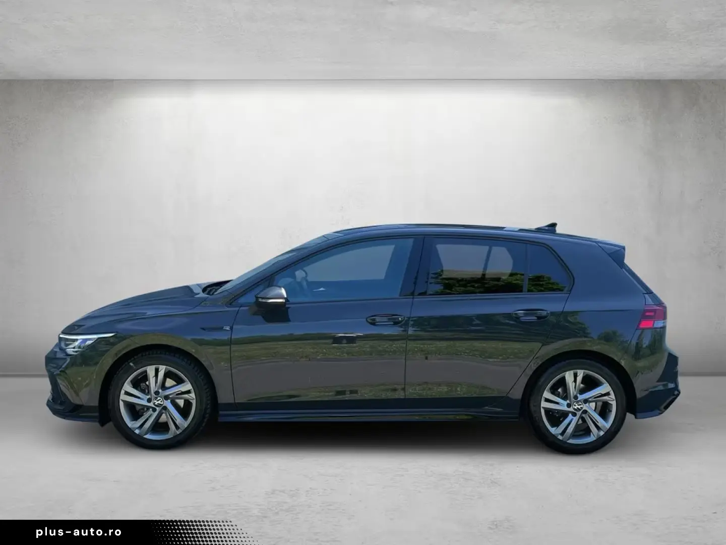 Volkswagen Golf VIII Lim. 1.5 eTSI DSG R-Line