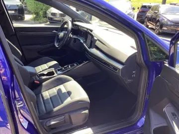 Volkswagen Golf VIII R Akrapovic DSG 4M