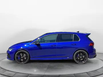 Volkswagen Golf VIII R Akrapovic DSG 4M