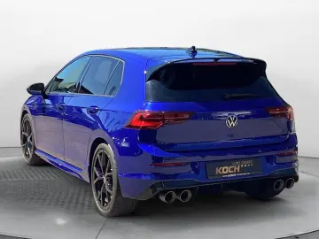 Volkswagen Golf VIII R Akrapovic DSG 4M