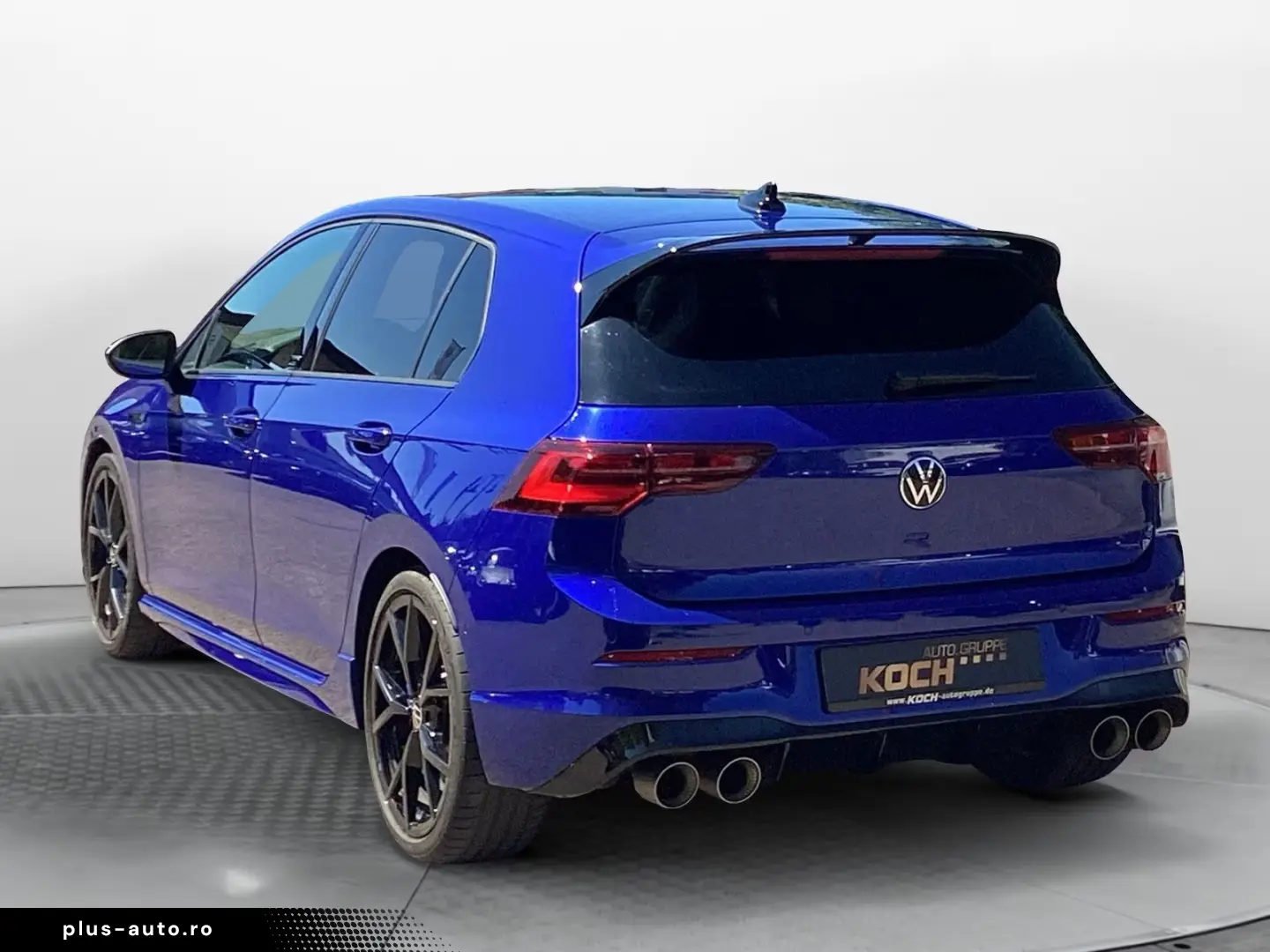 Volkswagen Golf VIII R Akrapovic DSG 4M