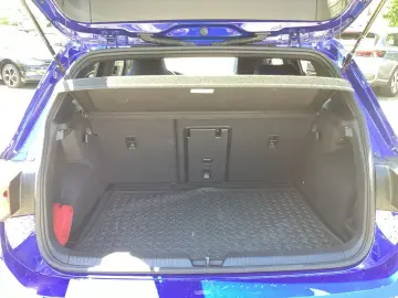 Volkswagen Golf VIII R Akrapovic DSG 4M