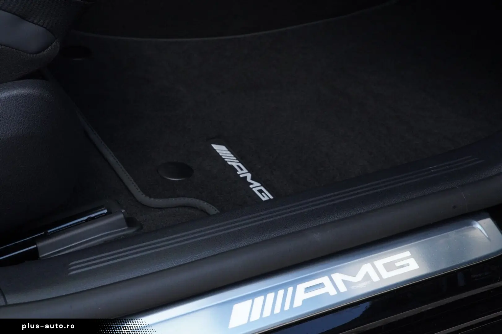 MERCEDES-BENZ E53 AMG Hybrid 4MATIC  T-Modell Premium Distro