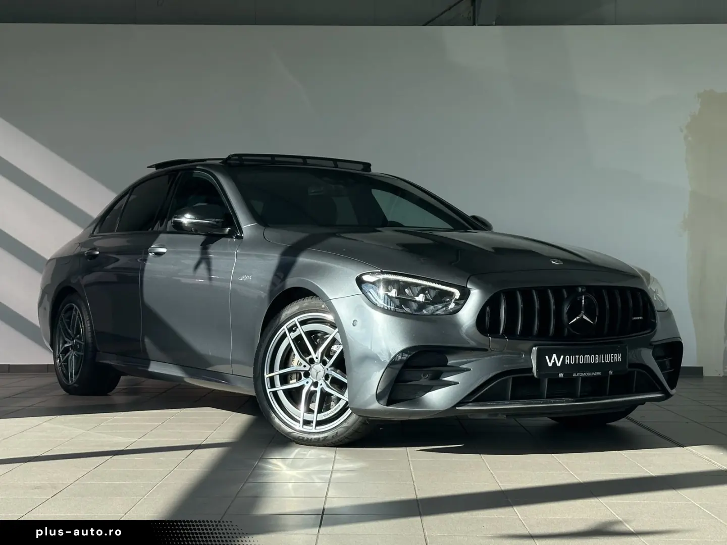 MERCEDES-BENZ E 53 AMG 4Matic   PANO  MEM  LED  360  PERFORM