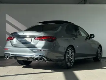 MERCEDES-BENZ E 53 AMG 4Matic   PANO  MEM  LED  360  PERFORM