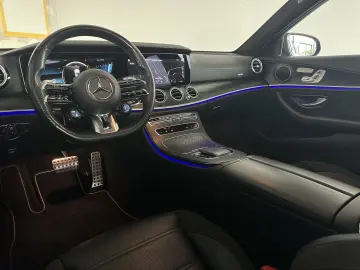 MERCEDES-BENZ E 53 AMG 4Matic   PANO  MEM  LED  360  PERFORM
