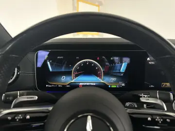 MERCEDES-BENZ E 53 AMG 4Matic   PANO  MEM  LED  360  PERFORM