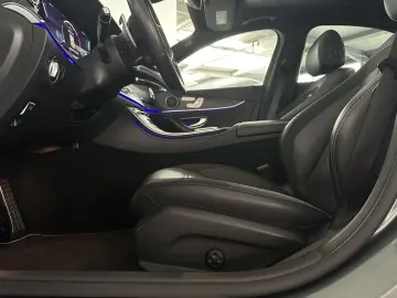 MERCEDES-BENZ E 53 AMG 4Matic   PANO  MEM  LED  360  PERFORM