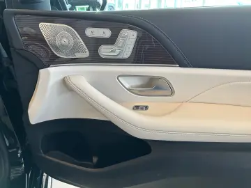 Mercedes-Benz GLS 400 d AMG