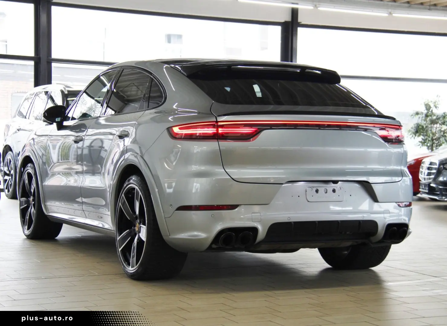 PORSCHE CAYENNE GTS COUPE MAX.VOLL  CARBON NiGHT PANO 22
