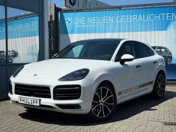 PORSCHE Cayenne Coupé GTS Burm3D 18Wege HA Chrono Approv