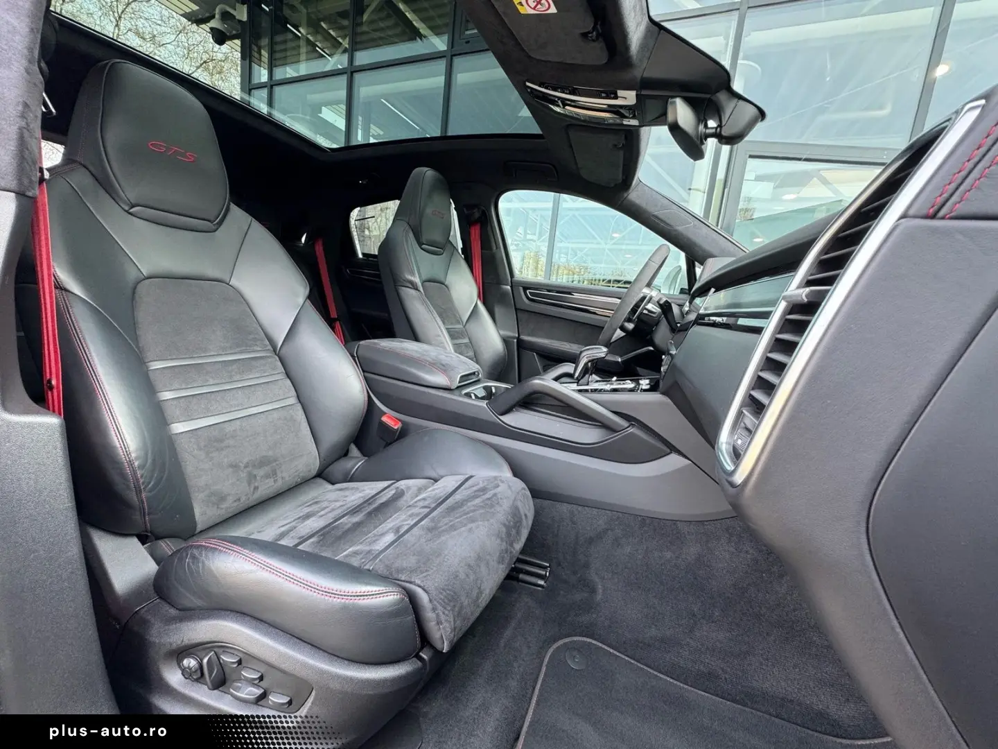 PORSCHE Cayenne Coupé GTS Burm3D 18Wege HA Chrono Approv