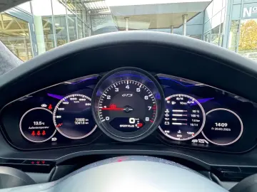 PORSCHE Cayenne Coupé GTS Burm3D 18Wege HA Chrono Approv