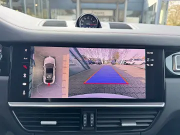 PORSCHE Cayenne Coupé GTS Burm3D 18Wege HA Chrono Approv