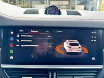 PORSCHE Cayenne Coupé GTS Burm3D 18Wege HA Chrono Approv