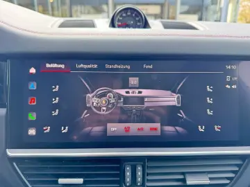 PORSCHE Cayenne Coupé GTS Burm3D 18Wege HA Chrono Approv