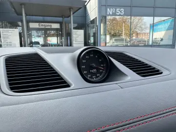 PORSCHE Cayenne Coupé GTS Burm3D 18Wege HA Chrono Approv