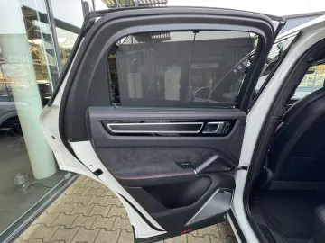 PORSCHE Cayenne Coupé GTS Burm3D 18Wege HA Chrono Approv