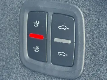 PORSCHE Cayenne Coupé GTS Burm3D 18Wege HA Chrono Approv