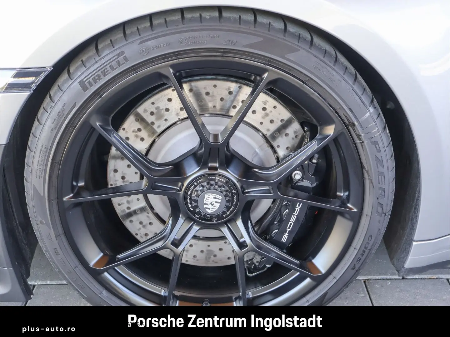 PORSCHE 992 (911) GT3 mit Touring-Paket Liftsystem  Chro