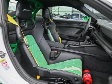 PORSCHE 911 992 GT3 RS Clubsport  Lift  JP Performance