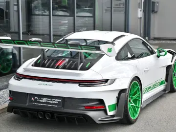 PORSCHE 911 992 GT3 RS Clubsport  Lift  JP Performance
