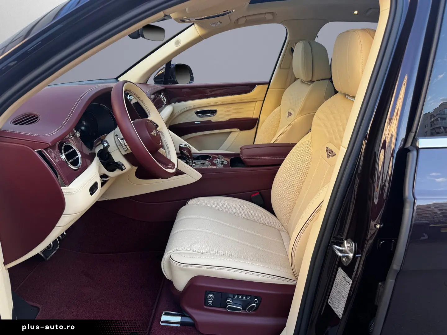 BENTLEY Bentayga  AZURE V8 - MY25