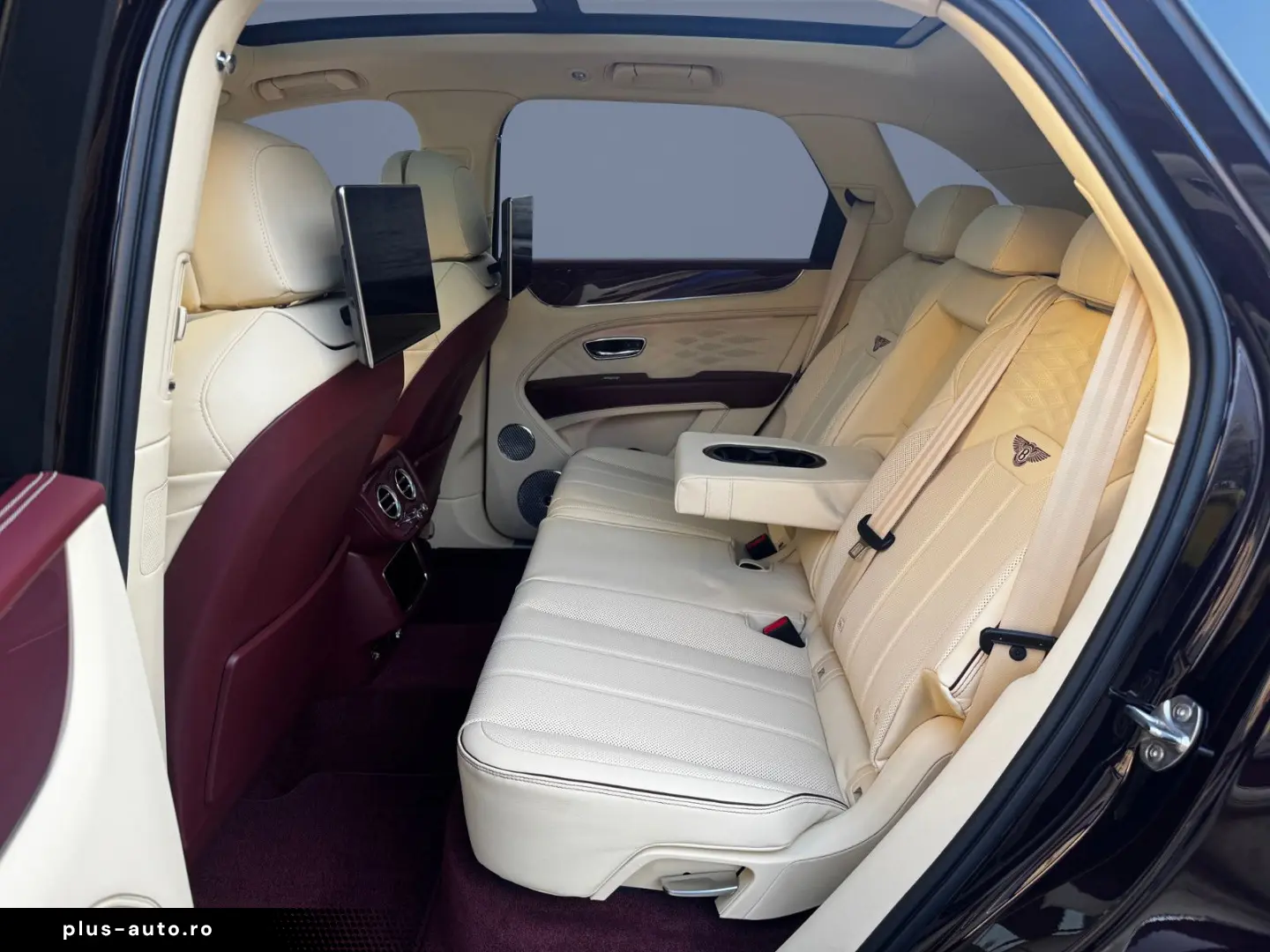 BENTLEY Bentayga  AZURE V8 - MY25
