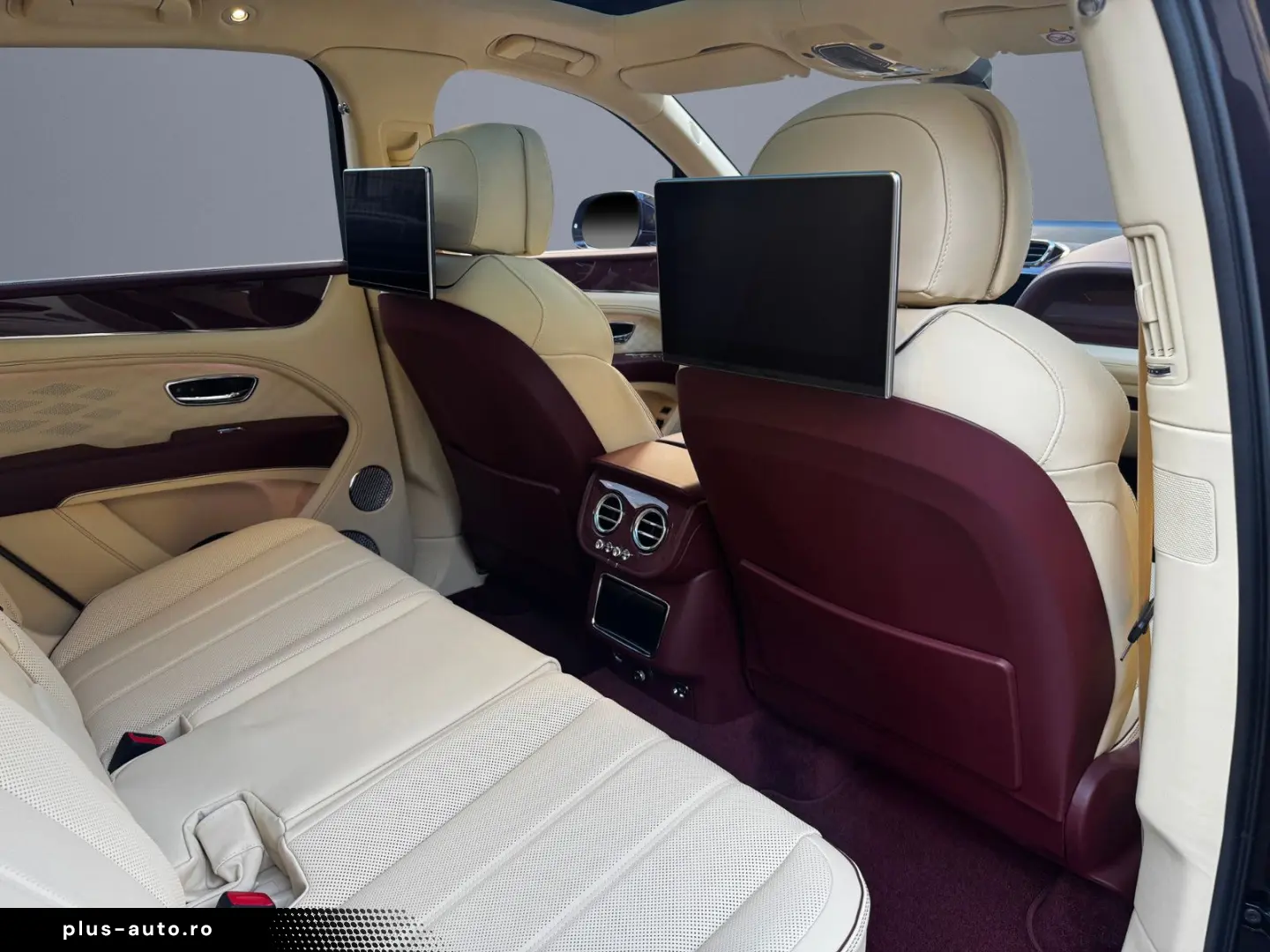 BENTLEY Bentayga  AZURE V8 - MY25