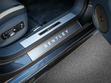 BENTLEY Flying Spur Speed Thunder  Blackline  Wellness S