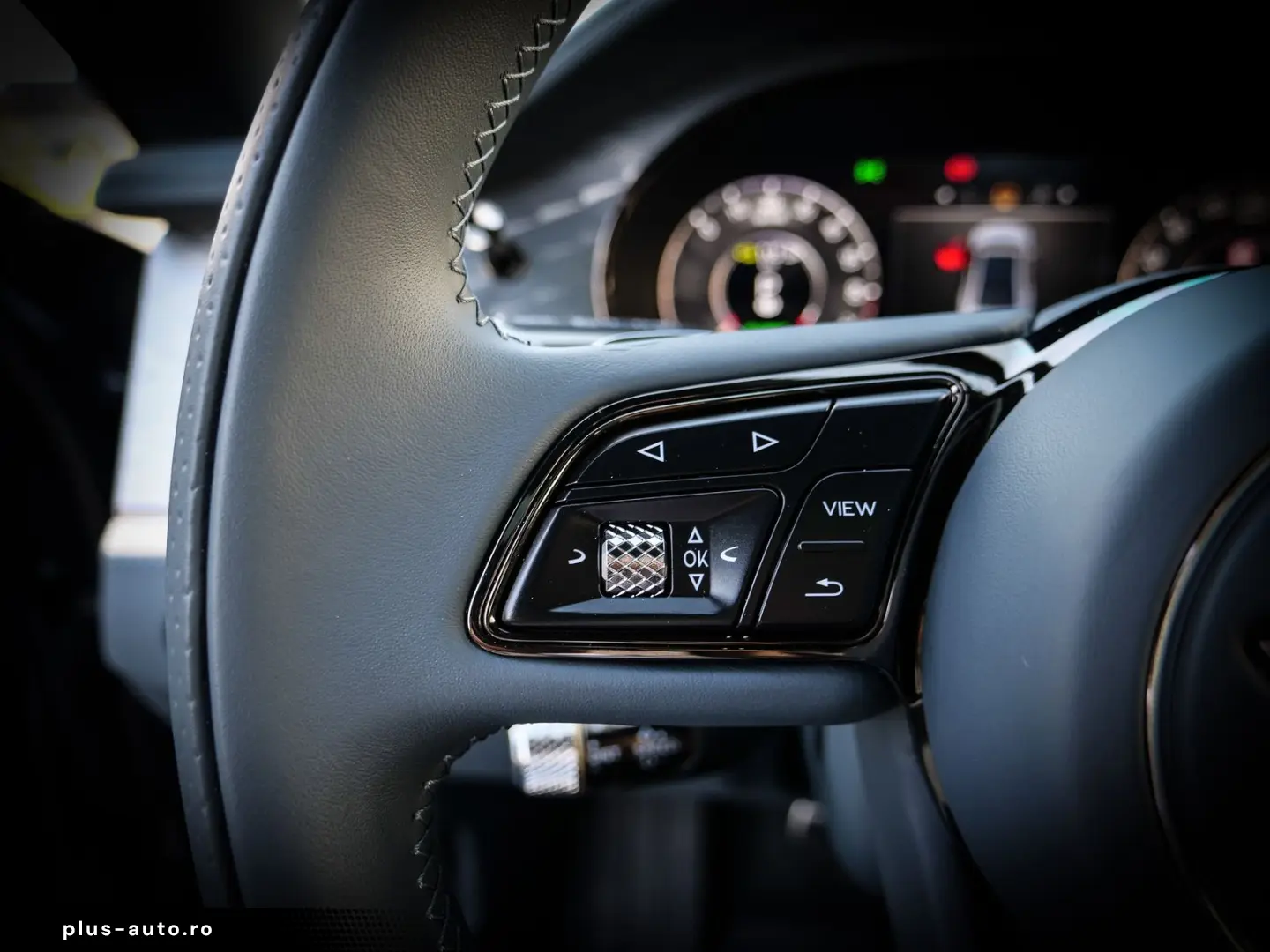 BENTLEY Flying Spur Speed Thunder  Blackline  Wellness S