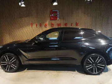 ASTON MARTIN DBX 4.0 V8-BRD-U-frei-Schwarz Braun-23 Zoll