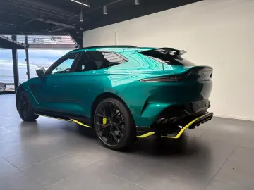 ASTON MARTIN DBX707 AMR24 Edition - Carbon