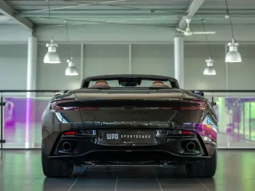 ASTON MARTIN DB12 VOLANTE 4.0 V8