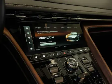 ASTON MARTIN DB12 VOLANTE 4.0 V8