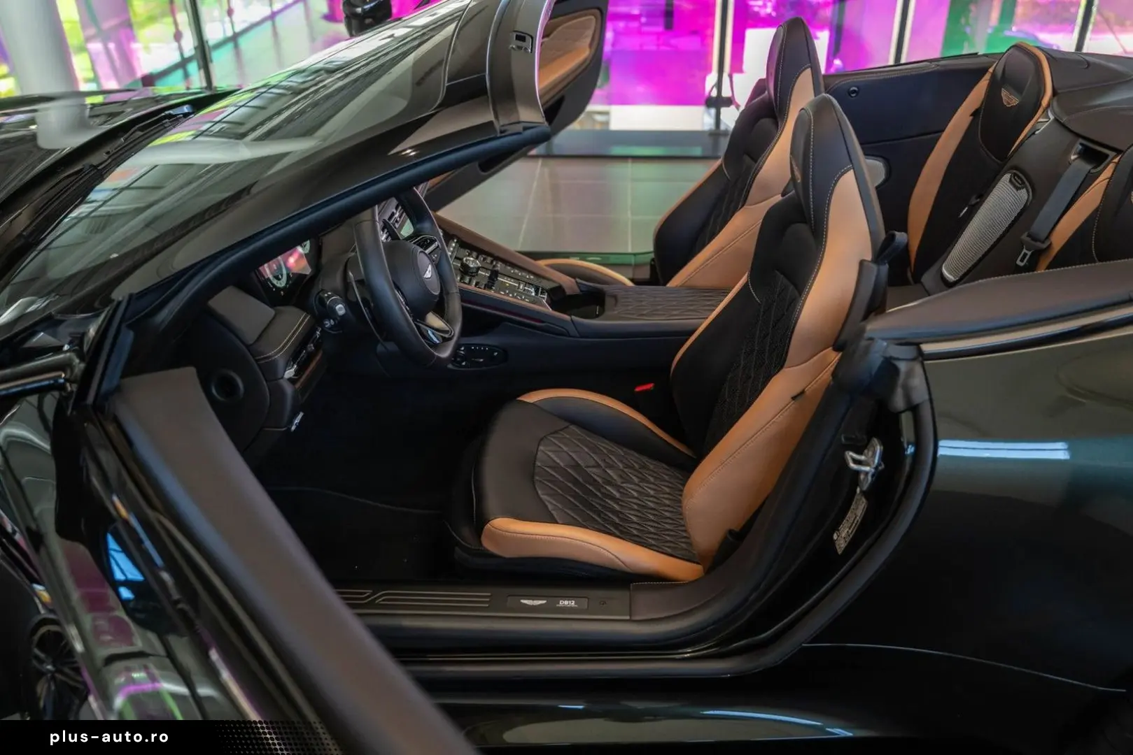 ASTON MARTIN DB12 VOLANTE 4.0 V8