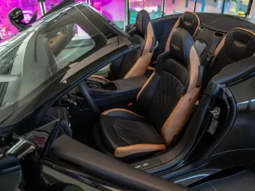 ASTON MARTIN DB12 VOLANTE 4.0 V8