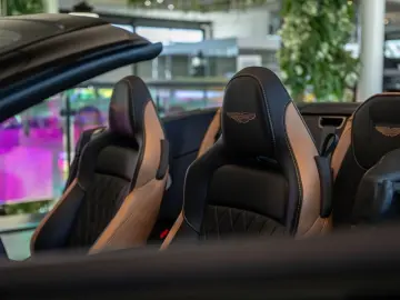 ASTON MARTIN DB12 VOLANTE 4.0 V8