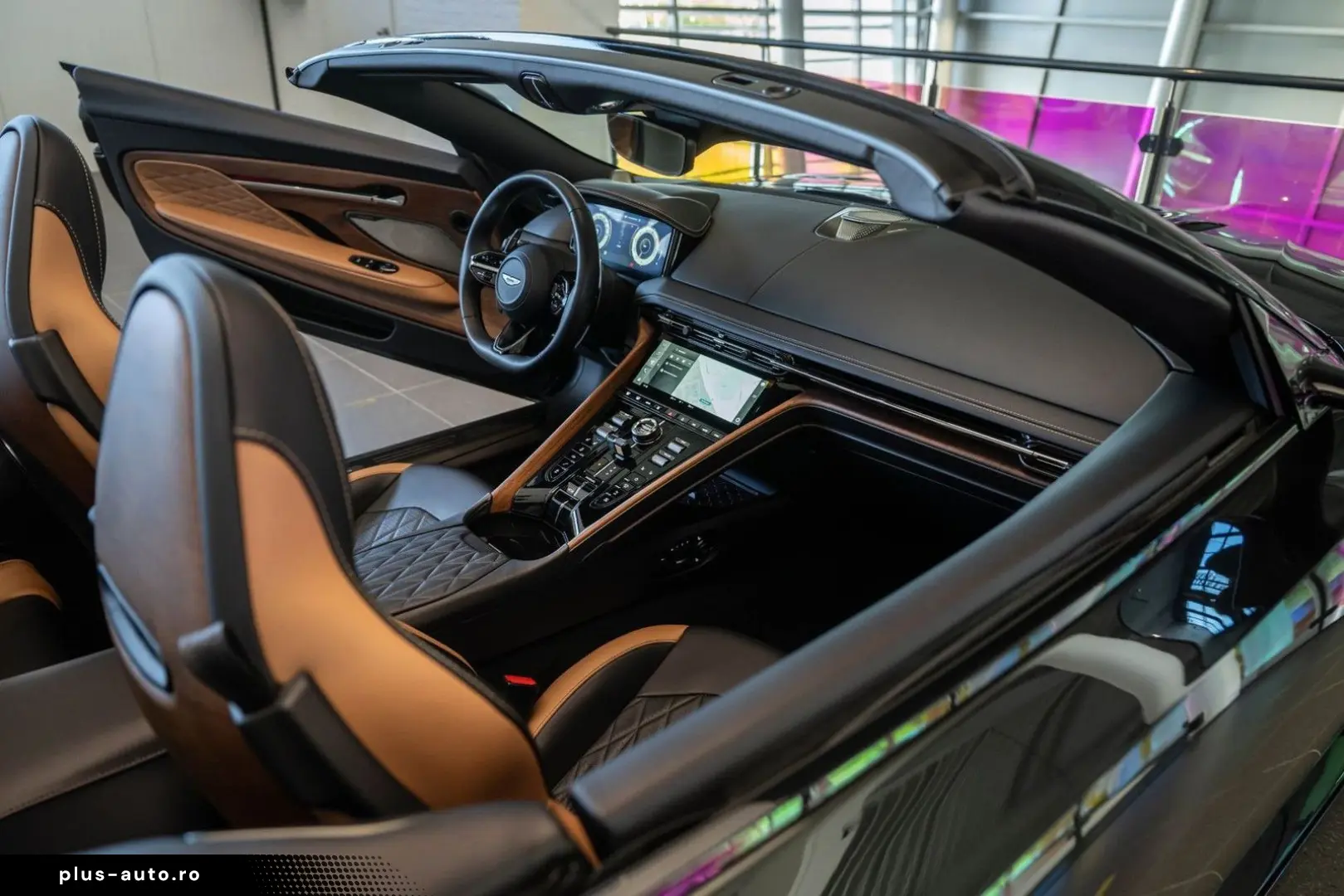 ASTON MARTIN DB12 VOLANTE 4.0 V8