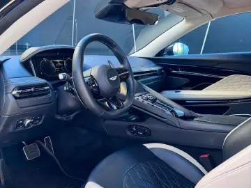 ASTON MARTIN DB12 4.0 V8 Volante