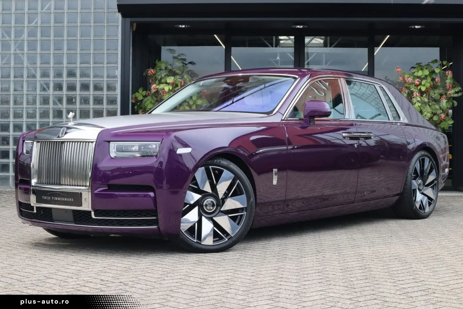 ROLLS ROYCE Phantom Series II  The Extrovert    Starlight