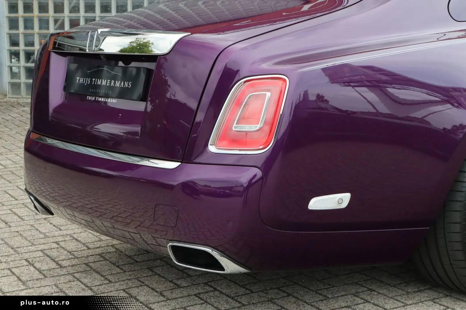 ROLLS ROYCE Phantom Series II  The Extrovert    Starlight