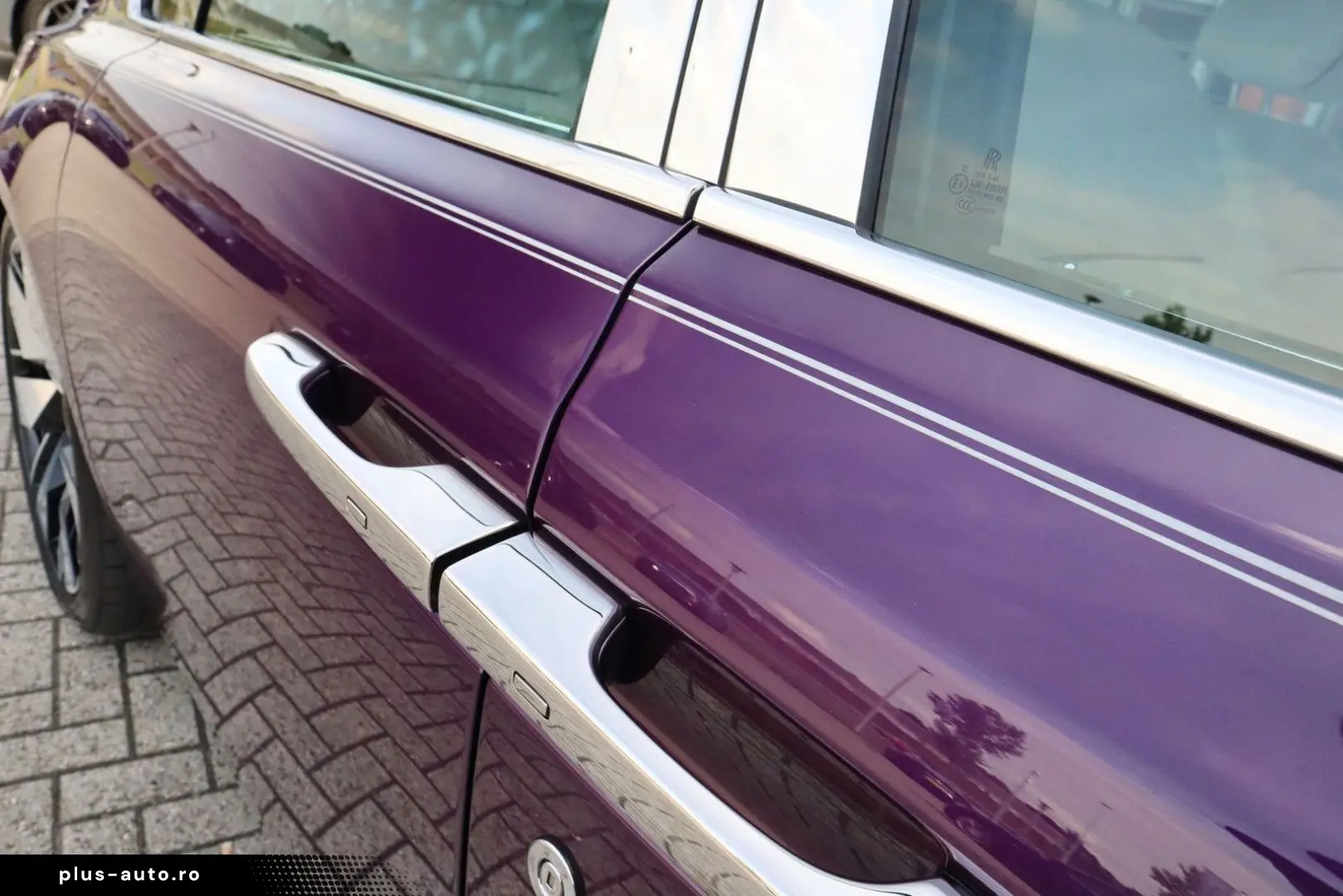 ROLLS ROYCE Phantom Series II  The Extrovert    Starlight